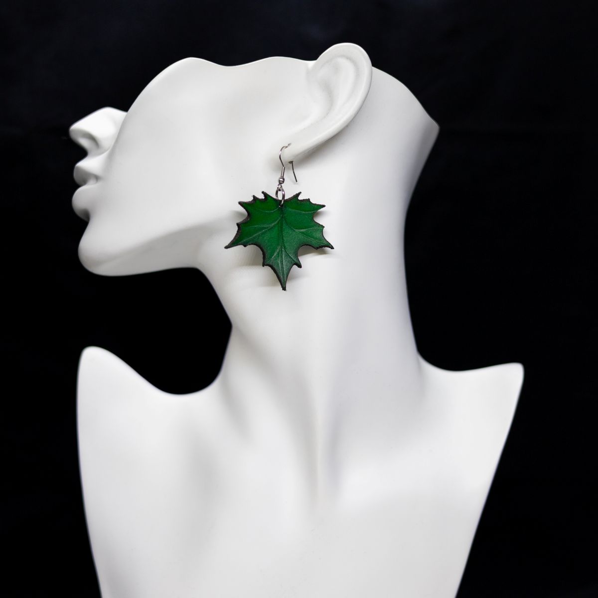 Vaahteranlehtikorvis, aitoa nahkaa - Vihreä, Iso